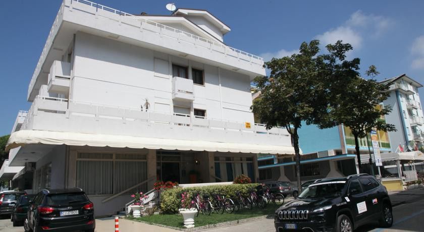 Hotel Pigalle Lido di Jesolo Eksteriør billede