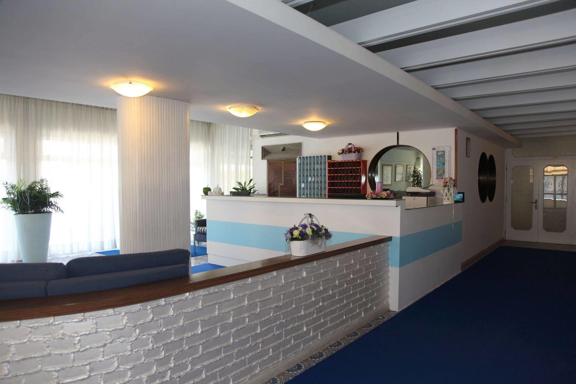 Hotel Pigalle Lido di Jesolo Eksteriør billede